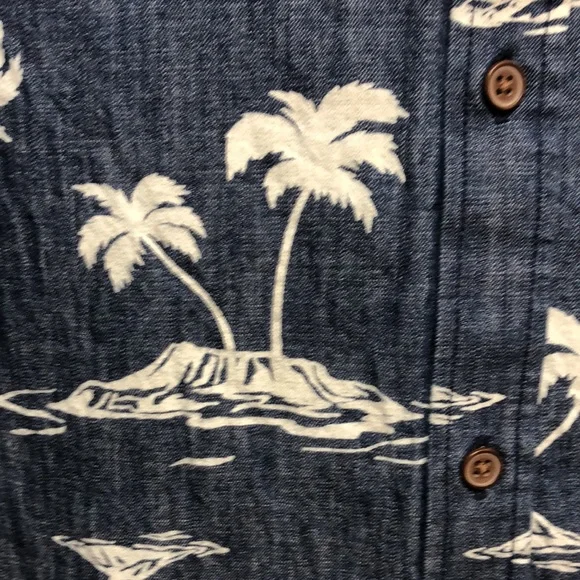 Old Navy Hawiian shirt Men's XL Slim-Fit Printed Chambray Shirt - Picture 6 of 16